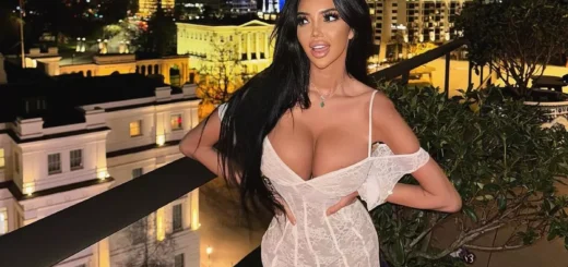 Chloe Khan Flashes Biggest Boobs